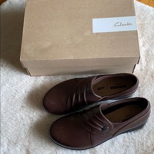 Clarks ladies leather shoe